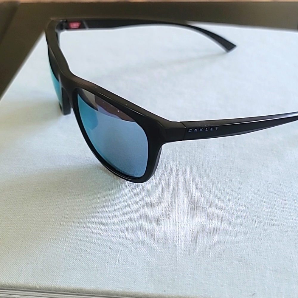 Oakley sunglasses